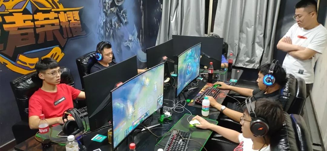 比赛走势与 比赛走势与